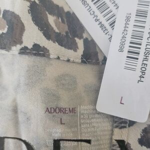 Adore Me Leopard Print Home Accent